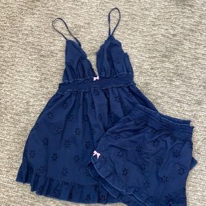 Victoria’s Secret navy and pink pajama set - size medium
